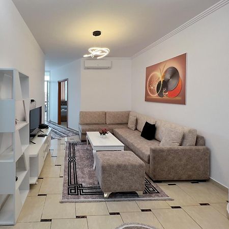 Tirana City Rental Apartments Bagian luar foto