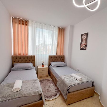 Tirana City Rental Apartments Bagian luar foto