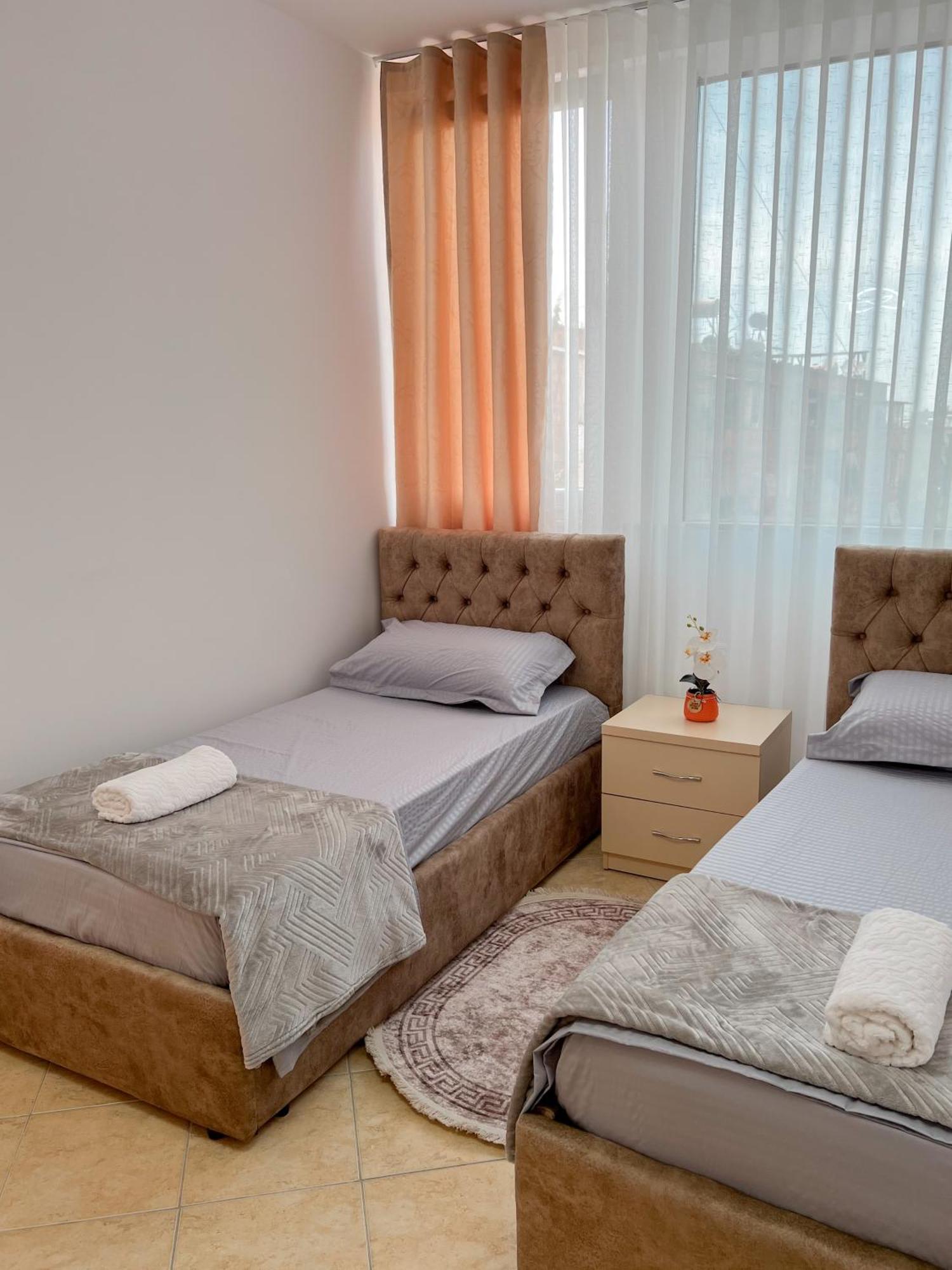 Tirana City Rental Apartments Bagian luar foto